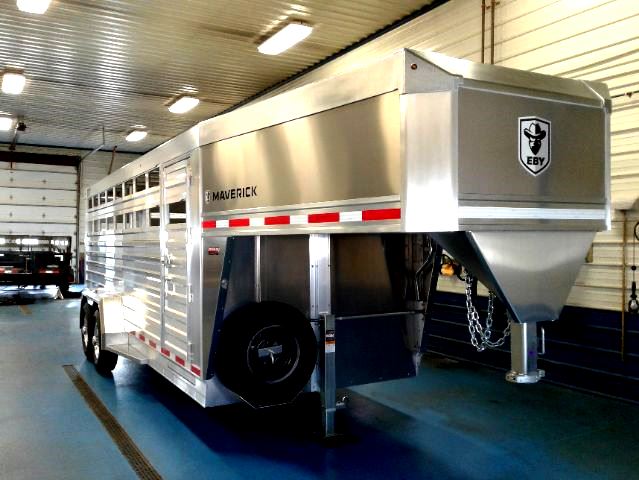 EBY Maverick Gooseneck Trailer Corner - Metzler Trailer EBY Maverick Gooseneck Trailer Corner - Metzler Trailer