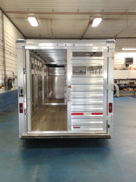 EBY Maverick Gooseneck Trailer Door - Metzler Trailer EBY Maverick Gooseneck Trailer Door - Metzler Trailer